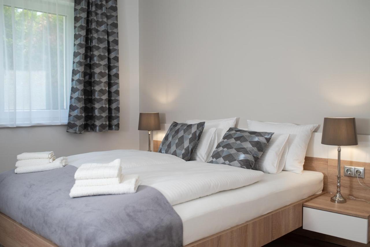 Twins Apartman Хевиз Экстерьер фото